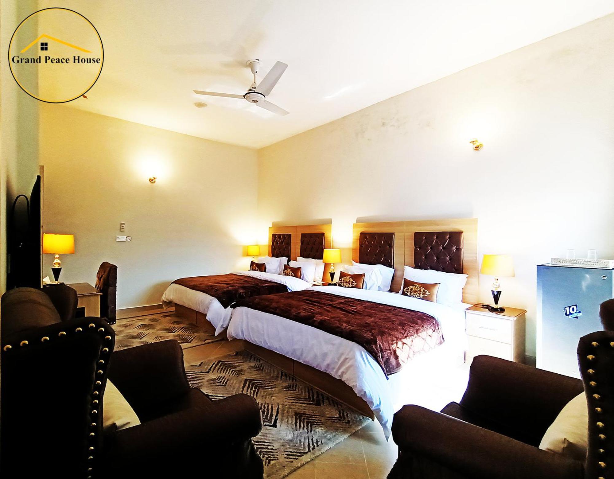Bed and Breakfast Grand Peace House I à Islamabad Extérieur photo